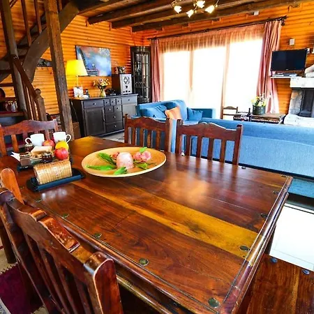 Chalet Katoikies Aiolos
