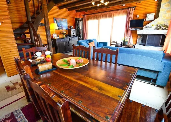 Chalet Katoikies Aiolos