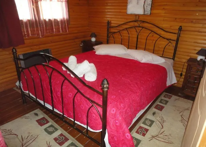 Katoikies Aiolos Chalet