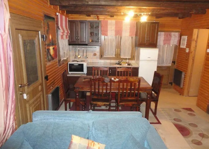 Katoikies Aiolos Chalet *