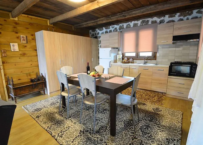 Katoikies Aiolos Chalet *